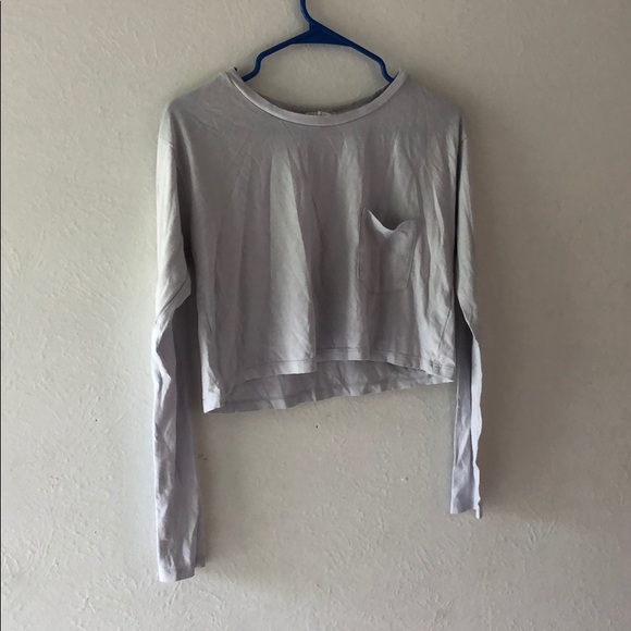 Forever 21 Tops - Long sleeve crop top